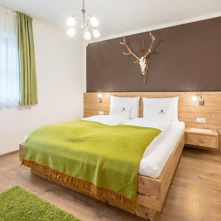Haus Zur Vogelweide App 1 Lejlighed Dobbiaco Eksteriør billede